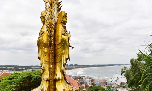 Chiêm ngưỡng bức tượng Phật đôi cao nhất Việt Nam tại Quy Nhơn