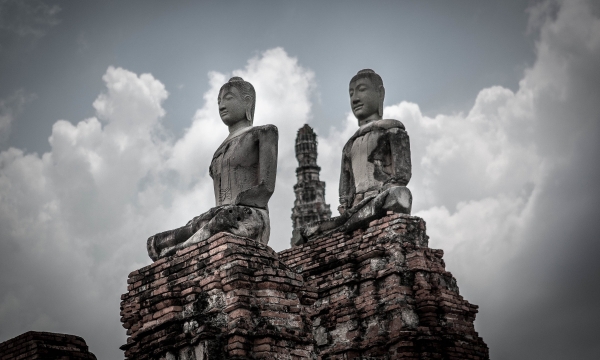 Cuộc đời đức Phật: phước trí trang nghiêm, trời người đều cung kính