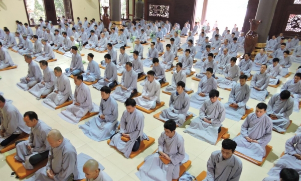 Hơn 1000 Phật tử tham dự khóa tu thiền, sám hối và quy y Tam Bảo tại Ni viện Trúc Lâm Trí Đức