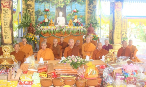 Đồng Nai: Thiền viện Viên Không Ni trang nghiêm lễ Dâng y Kathina PL.2566