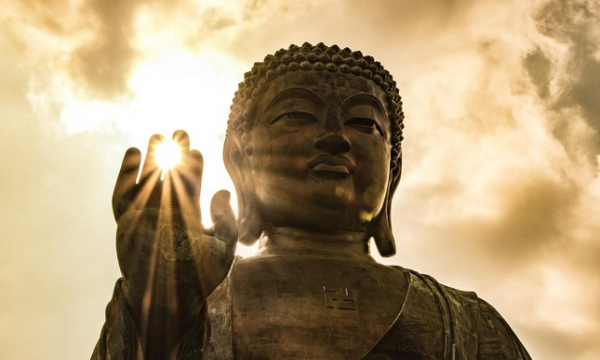 Câu chuyện tiền thân Đức Phật: Chuyện điềm lành của tên