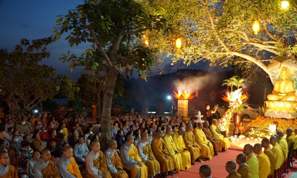 Quảng Nam: Đêm hội hoa đăng kỷ niệm ngày Phật thành đạo PL.2566 – DL.2022 tại chùa Bửu Hiệp