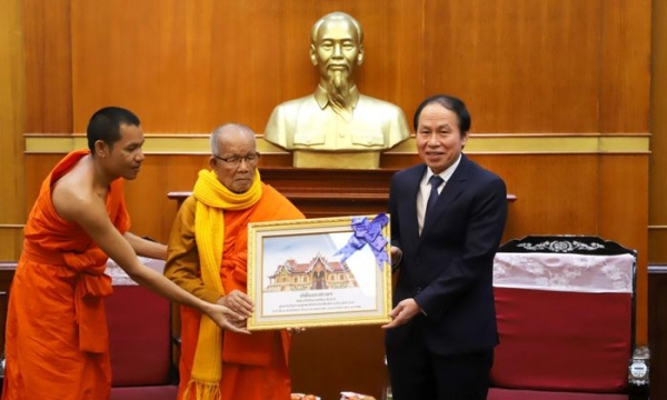 Đoàn đại biểu Liên minh Phật giáo Lào chào thăm UBTƯ MTTQ Việt Nam