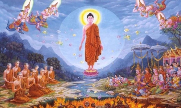 Đức Phật Thích Ca lên cung trời Đao Lợi thuyết pháp bằng thân nào?