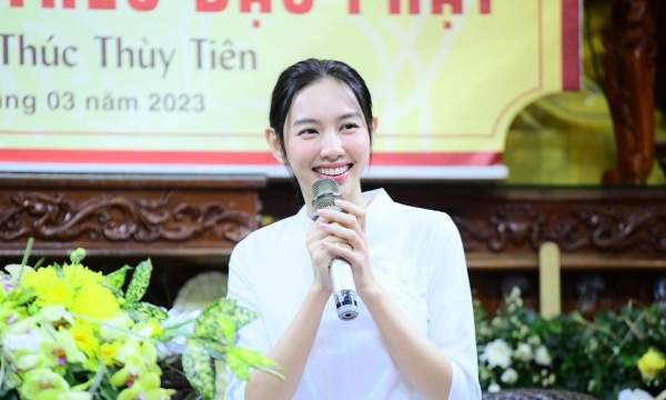 Hoa hậu Nguyễn Thúc Thùy Tiên “Bông Hoa” ngát hương làm đẹp cho cộng đồng