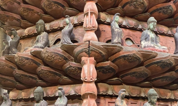Tòa Cửu phẩm Liên Hoa - bảo vật quốc gia hơn 300 tuổi ở chùa Giám