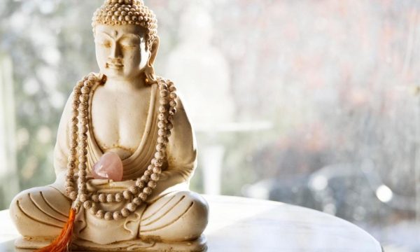 Đức Phật có phải là hoá thân của thượng đế?