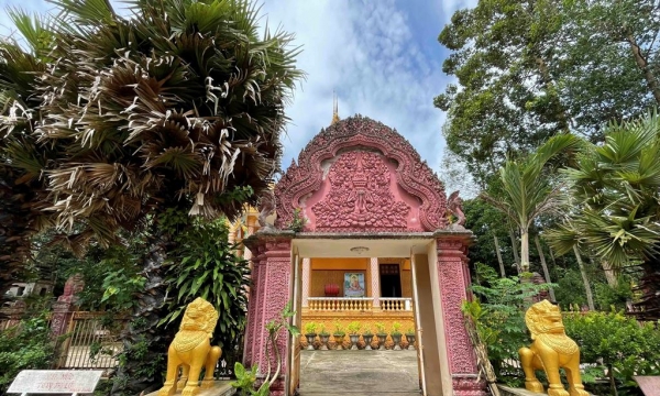 Vẻ đẹp cổ kính chùa Kal Pô Prưk