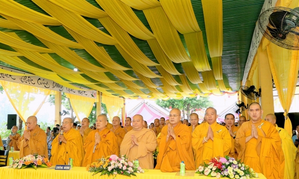 Bình Dương: BTS Phật giáo thị xã Bến Cát trang ngiêm cử hành Đại lễ Phật đản PL.2567