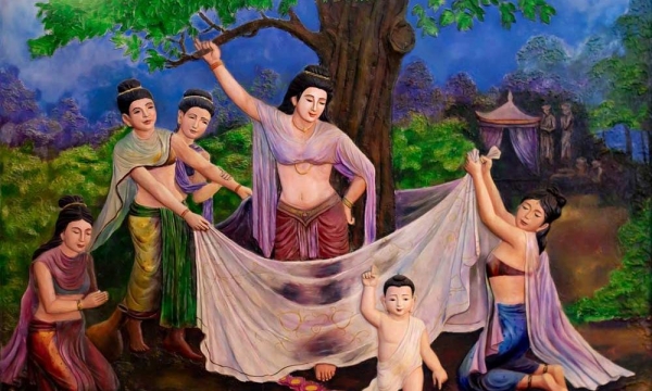 Ngày Phật đản, nhìn vào hình ảnh Phật và các thể tướng con người