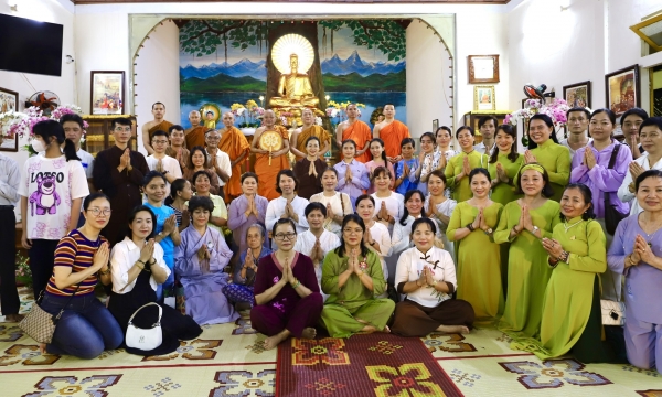 Đà Nẵng: Hoà thượng Thích Bửu Chánh thăm, chúc mừng mùa An cư kiết hạ tại Chùa Tam Bảo