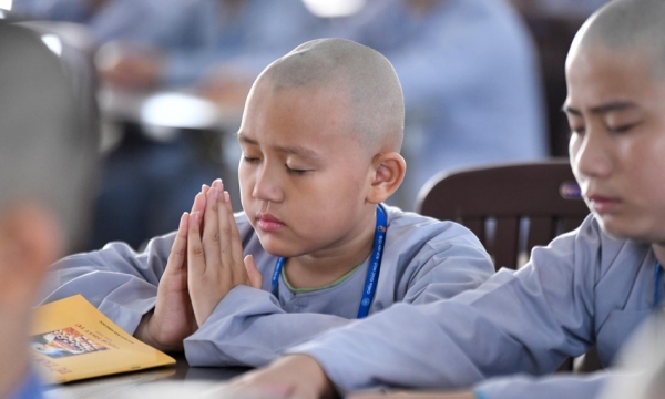 Mười lợi ích khi dạy trẻ niệm Phật từ nhỏ