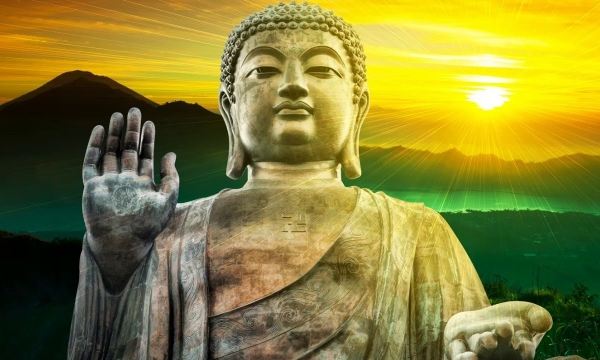 5 lợi ích khi mở máy niệm Phật, kinh Phật và giảng Pháp
