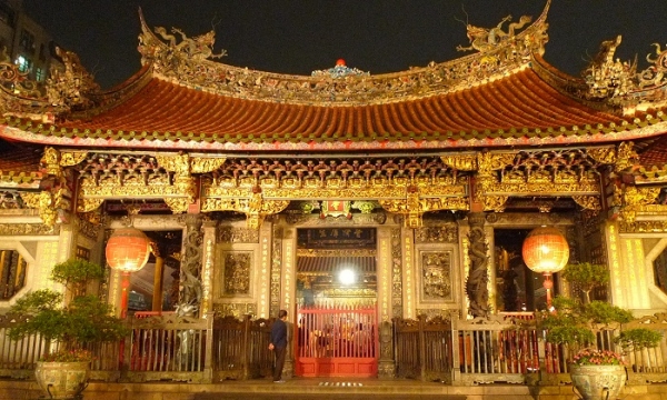 Long Sơn tự - ngôi chùa cổ kính nhất Đài Loan