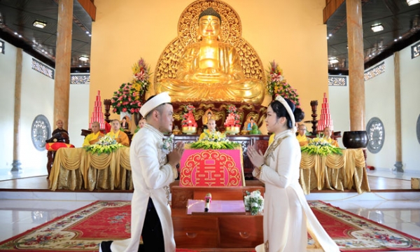 Gia đình Phật tử nên tổ chức lễ cưới như thế nào?
