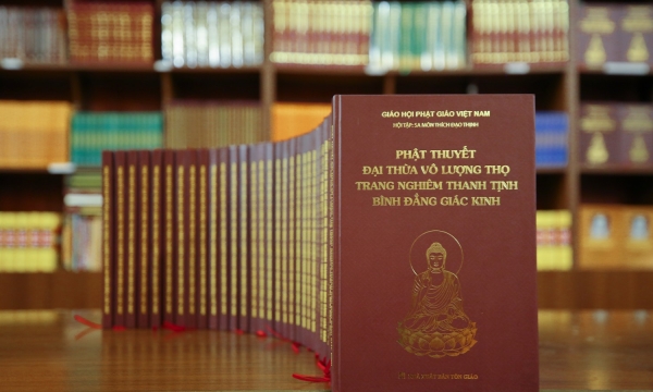 Mười công đức ấn tống Kinh và tượng Phật