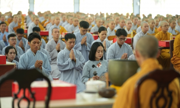 Xúc động lễ dâng cúng dường cùng Đoàn Phật tử 3 miền