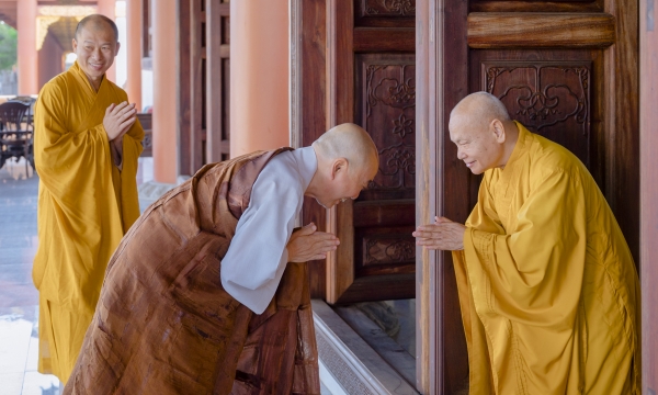 Thiền sư Pomnyun Sunim vấn an Hòa thượng Chủ tịch