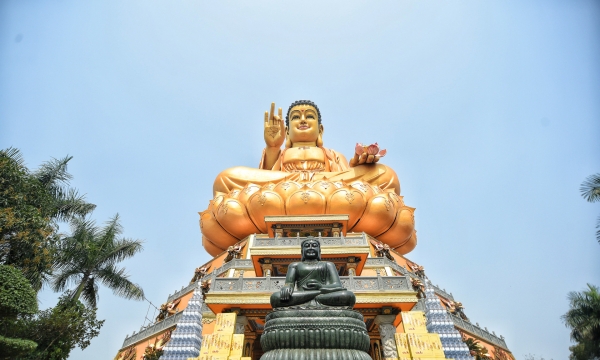 Chiêm ngưỡng tượng Phật cao 72m ở Hà Nội