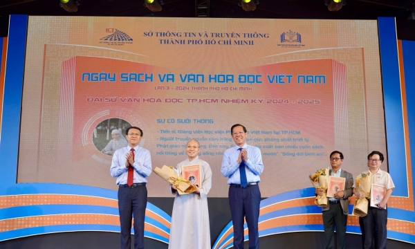 Sư cô Suối Thông là Đại sứ Văn hóa đọc TP.HCM nhiệm kỳ 2024 - 2025
