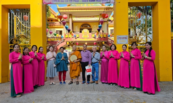 Đà Nẵng: Đoàn Trung tâm Văn hóa Swami Vivekananda chúc mừng Đại Lễ Vesak 2568-2024