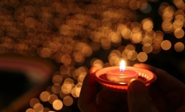Cầu nguyện cho hương linh nam sinh bị đánh chết não ở Hà Nội