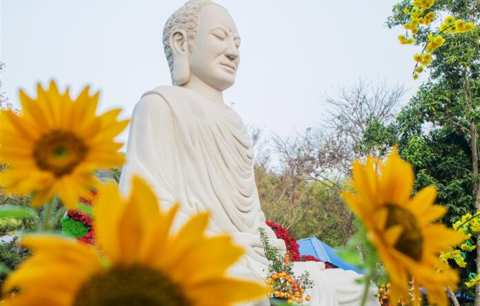 Muôn vạn kiếp Phật sống vì chúng sinh