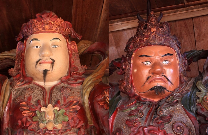 Ở chùa Trung có hai pho tượng Hộ Pháp lớn, một tượng ông Thiện (bên trái), một tượng ông Ác (bên phải).