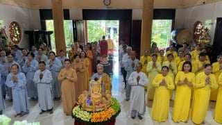 H.Cai Lậy: Chùa Vạn Lương trang nghiêm lễ Tắm Phật mừng Phật đản PL.2569