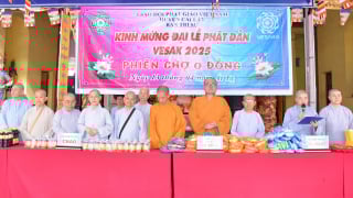 H.Cai Lậy: Buổi Thuyết pháp và chương trình Từ thiện hướng về Đại lễ Phật đản PL.2569