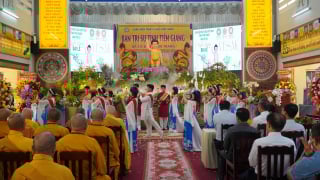 Tiền Giang [Video]: Tăng Ni, Phật tử hân hoan Kính mừng Đại lễ Phật đản PL.2569 – Vesak 2025