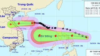 KHẨN: Bão chồng bão hướng vào miền Trung