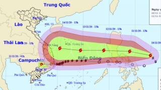 Bão số 12 vừa suy yếu thành áp thấp, Biển Đông lại 'dậy sóng' đón bão số 13