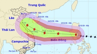 Bão Vamco đi vào biển Đông hướng vào Hà Tĩnh - Quảng Nam