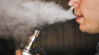 Lượng người trẻ sử dụng thuốc lá điện tử ngày càng gia tăng