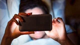 Tác hại nghiêm trọng của nghiện phim khiêu dâm