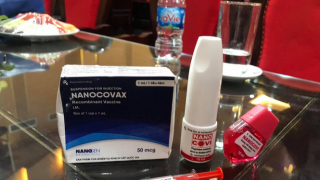Việt Nam sẽ có vắc-xin ngừa COVID-19 dạng nhỏ mắt và xịt mũi dành cho những đối tượng đặt biệt