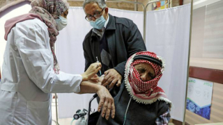 Thừa nhận sai sót trong kế hoạch tiêm vaccine tại Palestine