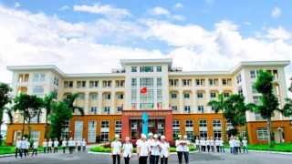 Trường Đại học Kỹ thuật Y tế Hải Dương chi viện 250 sinh viên lấy mẫu xét nghiệm cho Bắc Giang, Bắc Ninh