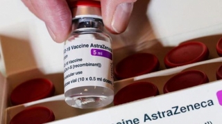 Viêt Nam: Đêm ngày 25/5, 288.000 liều vaccine phòng COVID-19 AstraZeneca đã về đến sân bay Tân Sơn Nhất