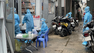 TP.HCM: Ghi nhận thêm 10 người nghi nhiễm SARS-CoV-2