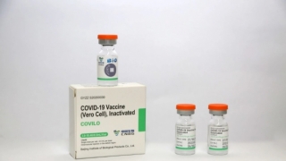 Hôm nay 500.000 liều vaccine vero cell của Sinopharm về đến Việt Nam, dự kiến tiêm cho 3 nhóm