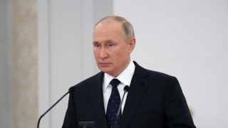 Putin cảnh báo COVID-19 ở Nga ngày càng tồi tệ