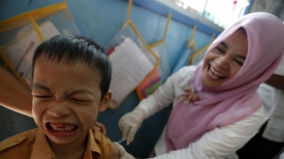 Indonesia phê duyệt tiêm vaccine Sinovac cho trẻ 12-17 tuổi