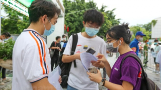 Hà Nội: Gần 600 thí sinh vắng mặt trong buổi thi môn Toán