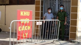 Hà Nội: Chủ tịch thị trấn Quốc Oai phải cách ly do tiếp xúc F0