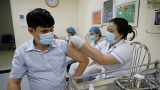 Đến tháng 3/2022, Hà Nội sẽ tiêm vaccine COVID-19 cho 70% người dân