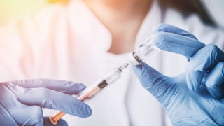 Bộ Y tế khuyến cáo không mua vaccine qua bên thứ 3 để tránh giả mạo