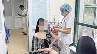 Hà Nội Cô gái khoe tiêm vaccine bị phạt 12,5 triệu đồng