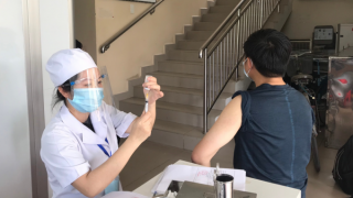 Hà Nội: Tăng tốc độ tiêm vaccine phòng COVID-19 cho người dân